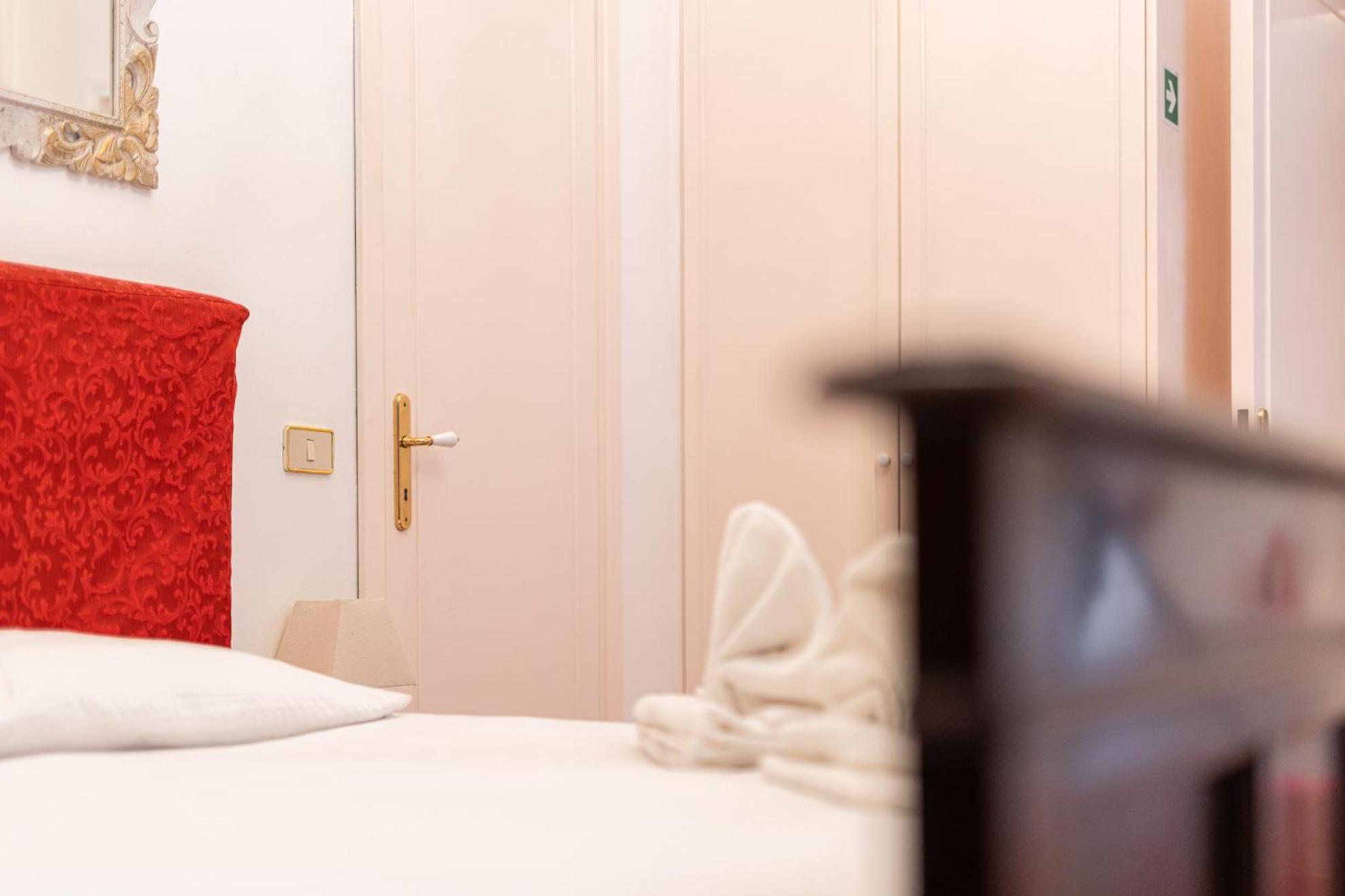 The Bishop'S Loft Spagna โรม ภายนอก รูปภาพ